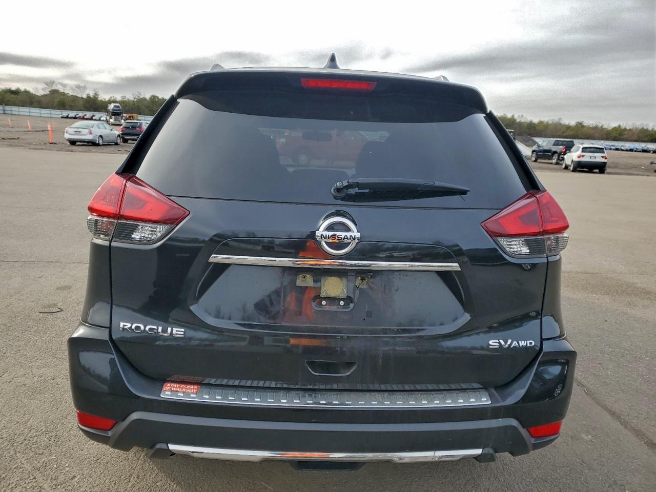 2018 Nissan Rogue S VIN: JN8AT2MV2JW328066 Lot: 95857655