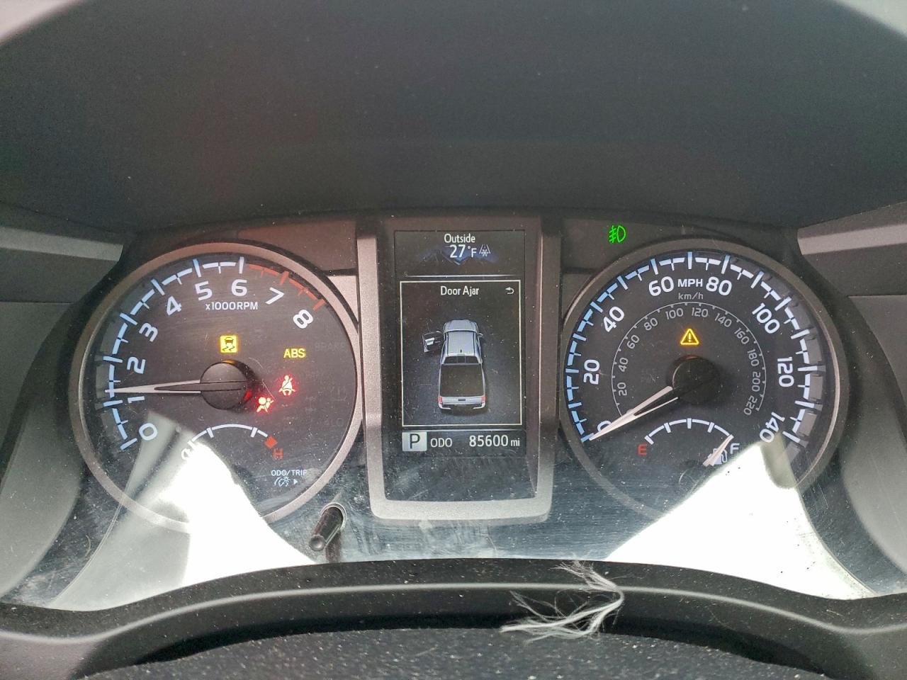 2018 Toyota Tacoma Double Cab VIN: 3TMDZ5BN7JM045772 Lot: 94874035