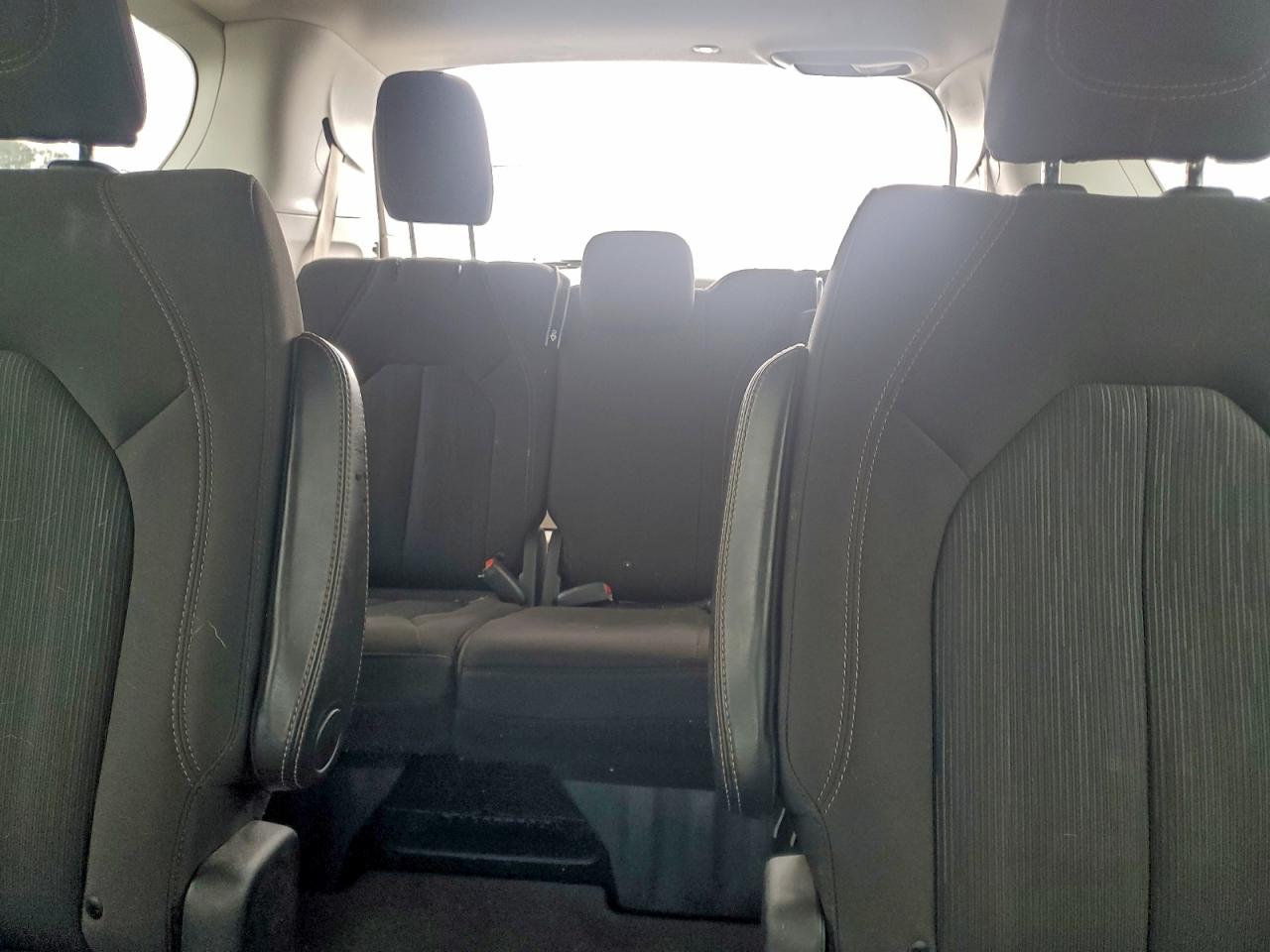 2019 Chrysler Pacifica Touring Plus VIN: 2C4RC1FG2KR588968 Lot: 94952075