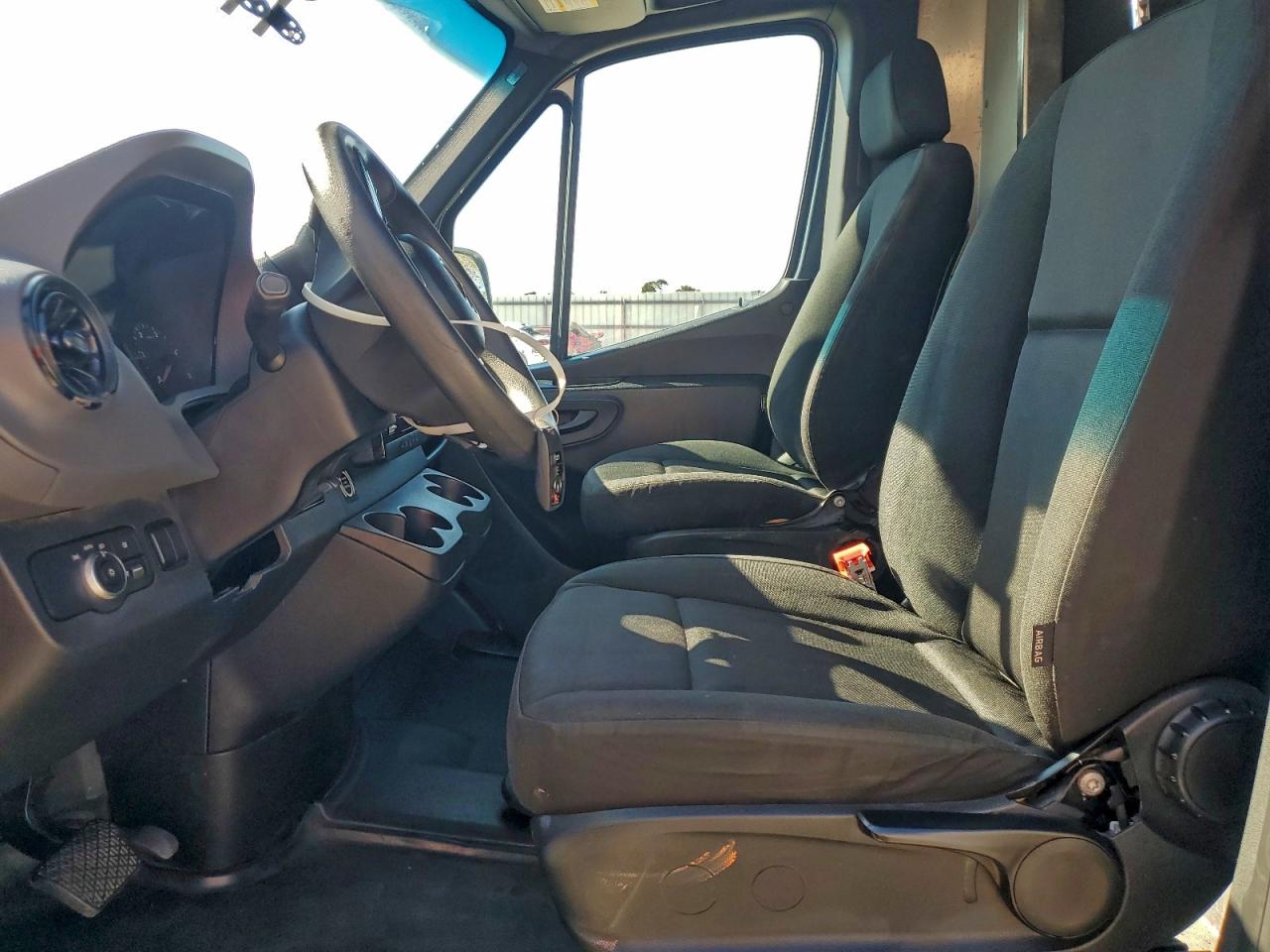 2019 Mercedes-Benz Sprinter 2500/3500 VIN: WD4PF1CD1KP134274 Lot: 93857245