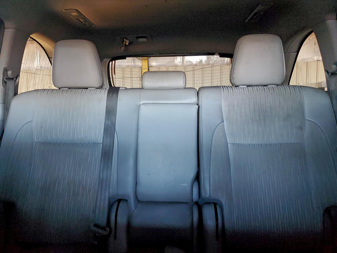 2019 Toyota Highlander Le VIN: 5TDZZRFH1KS329465 Lot: 94925345