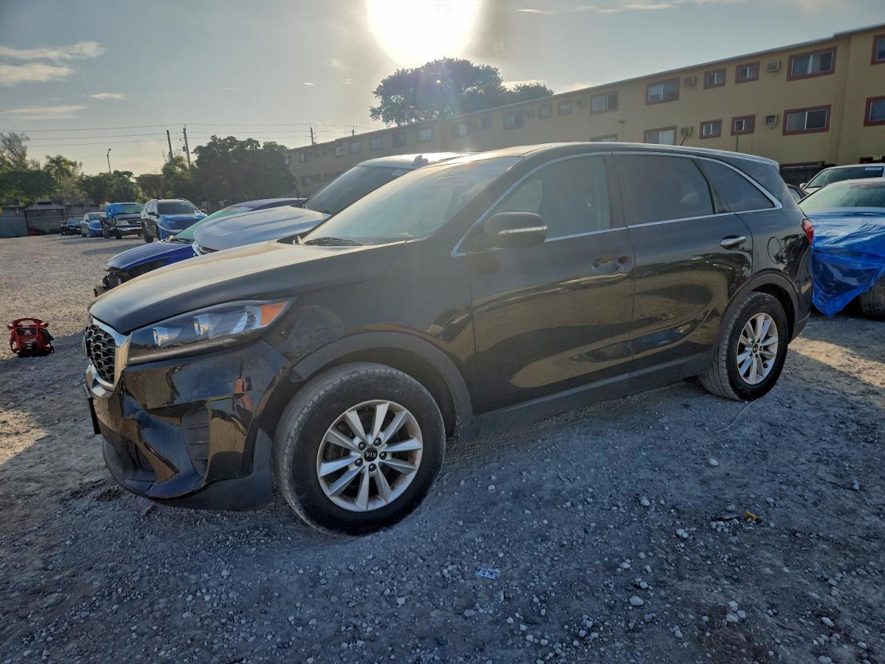 2019 Kia Sorento L VIN: 5XYPG4A34KG475903 Lot: 98031775