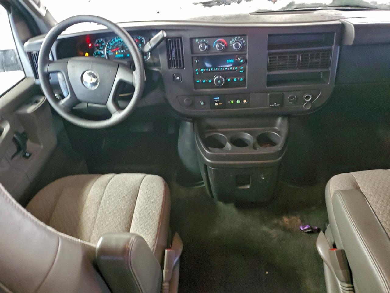 2017 Chevrolet Express 3500 VIN: 1GAZGPFG8H1123589 Lot: 96101305