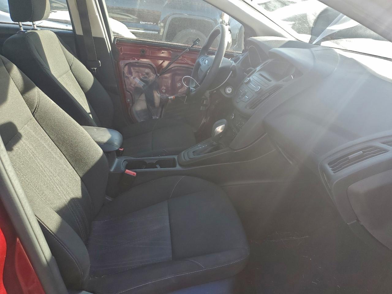 2017 Ford Focus Se VIN: 1FADP3F23HL336331 Lot: 96137245