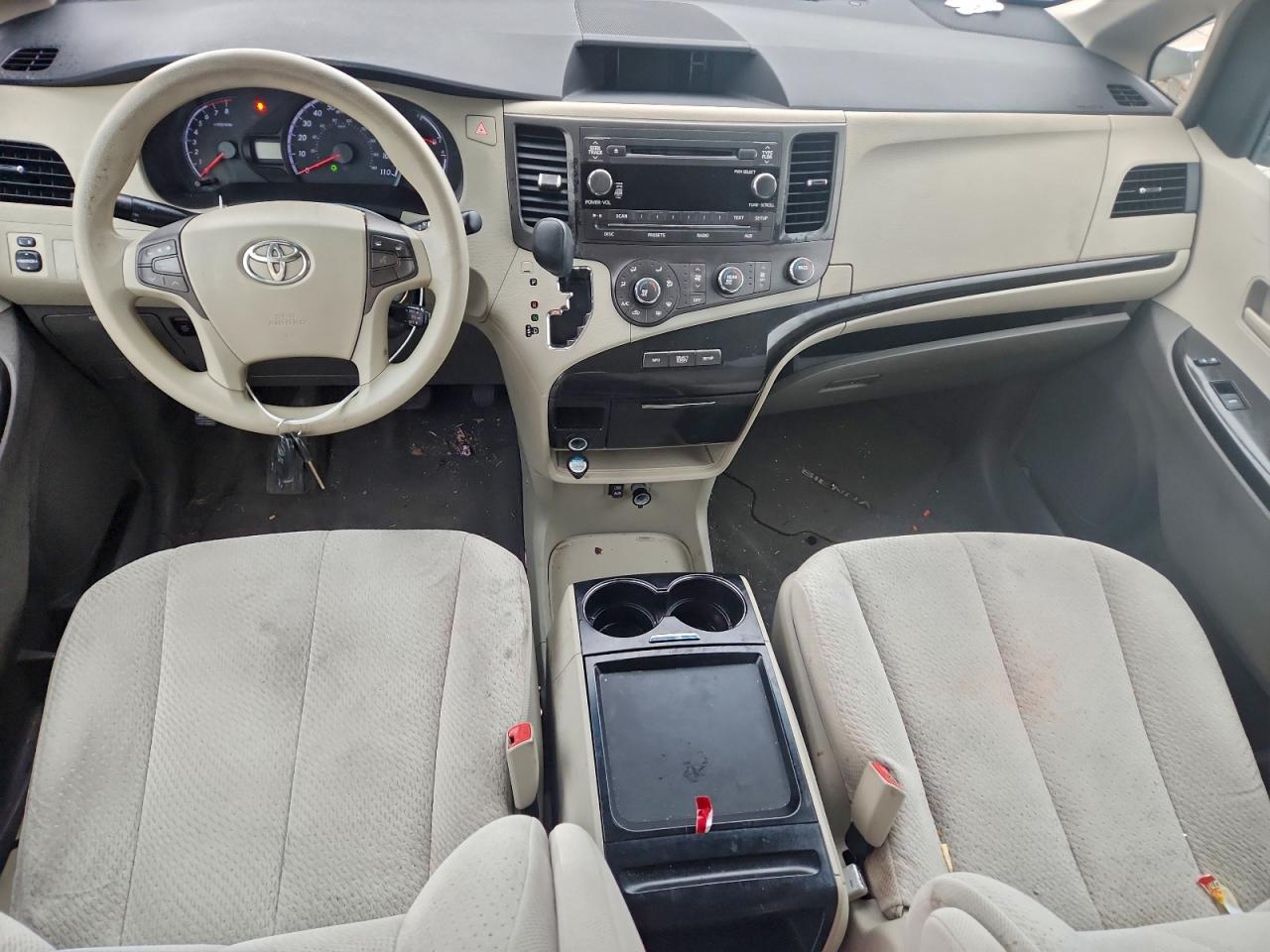 2011 Toyota Sienna Le VIN: 5TDKK3DC2BS002986 Lot: 95629635