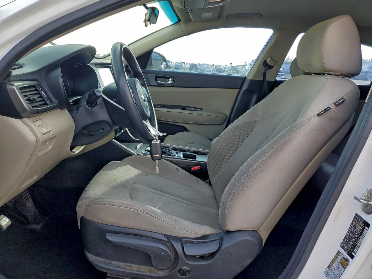 2018 Kia Optima Lx VIN: 5XXGT4L31JG251869 Lot: 95683195