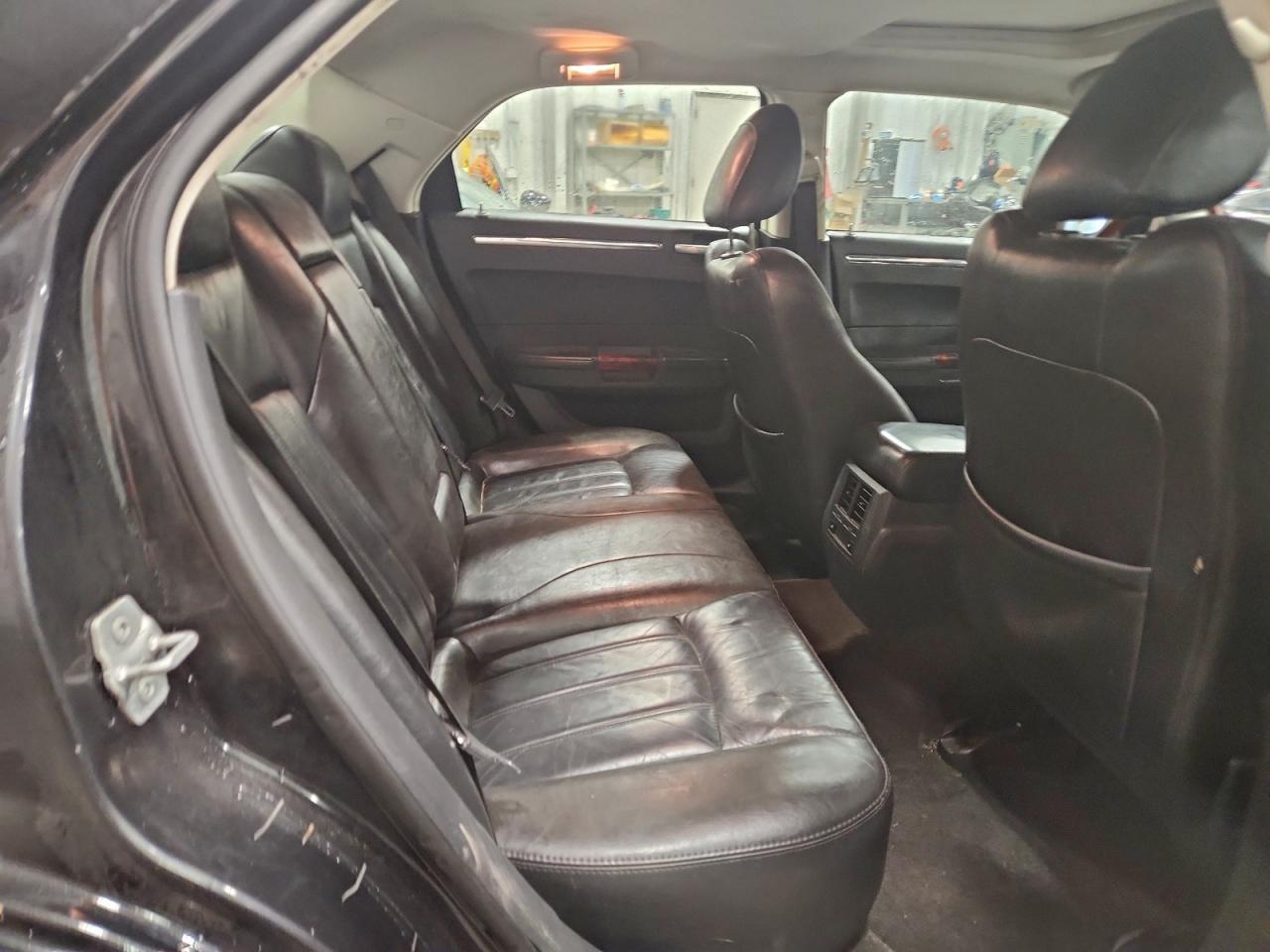 2010 Chrysler 300C VIN: 2C3CA6CT6AH145161 Lot: 94939635