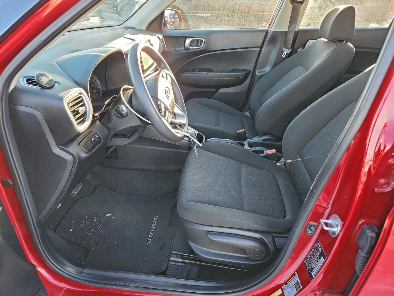 2021 Hyundai Venue Se VIN: KMHRB8A32MU121258 Lot: 95929535