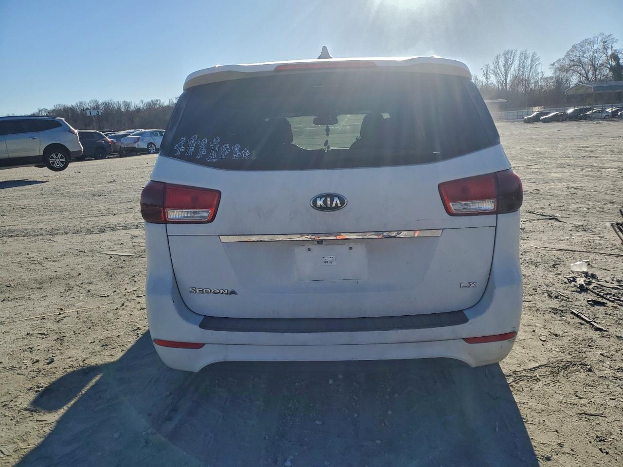2015 Kia Sedona Lx VIN: KNDMB5C14F6063251 Lot: 96601555