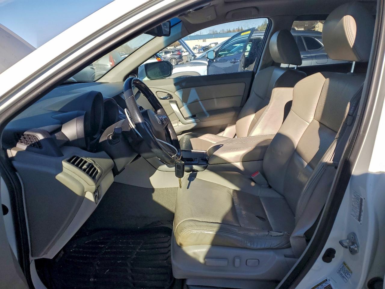 Фото: 5J8TB2H28AA003220