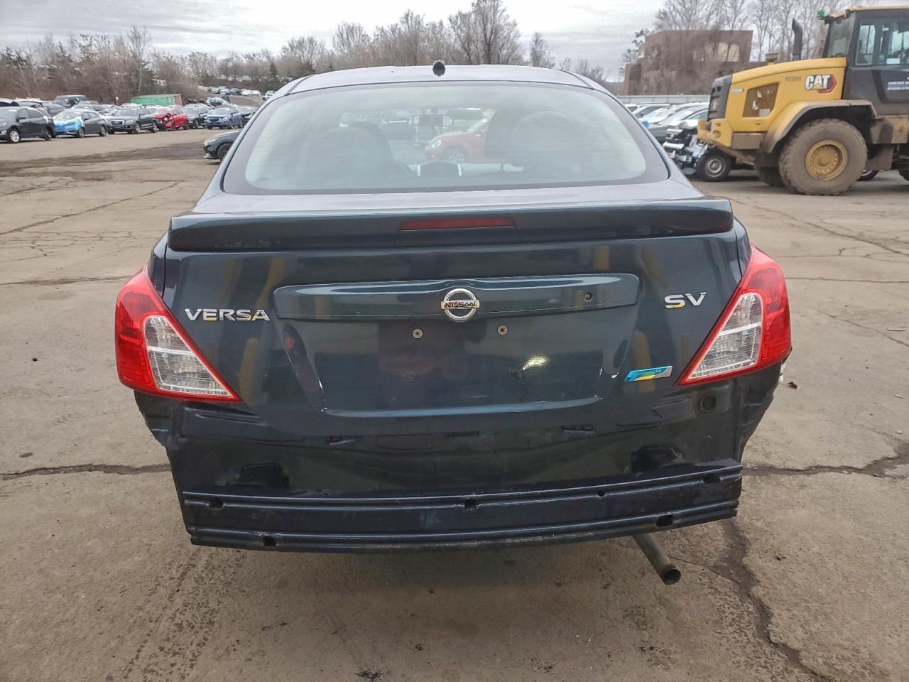 2015 Nissan Versa S VIN: 3N1CN7AP7FL835613 Lot: 95402595