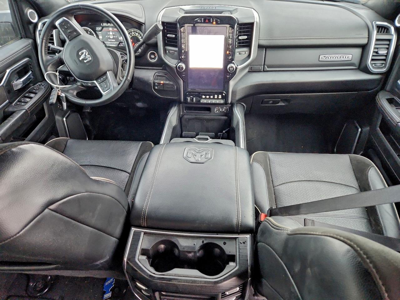 2024 Ram 3500 Laramie VIN: 3C63RRJLXRG310270 Lot: 96399655