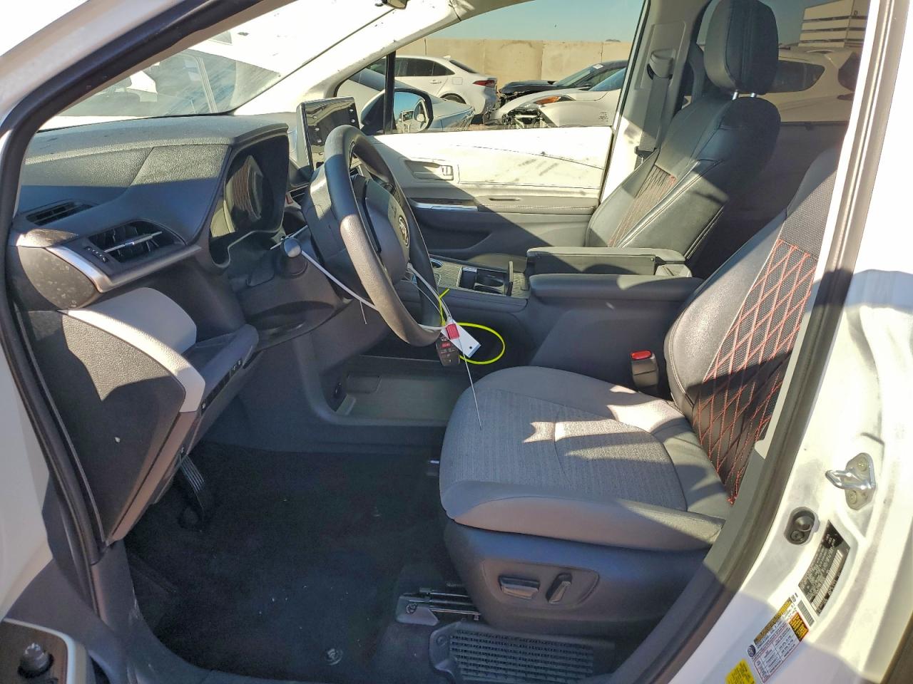 2023 Toyota Sienna Le VIN: 5TDKRKEC1PS169500 Lot: 95214075