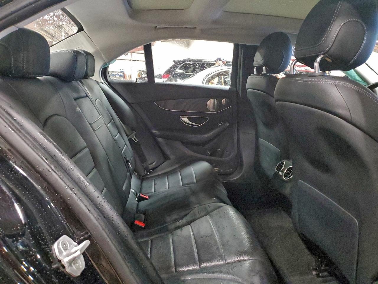 2016 Mercedes-Benz C 300 4Matic VIN: 55SWF4KB7GU104493 Lot: 95411195