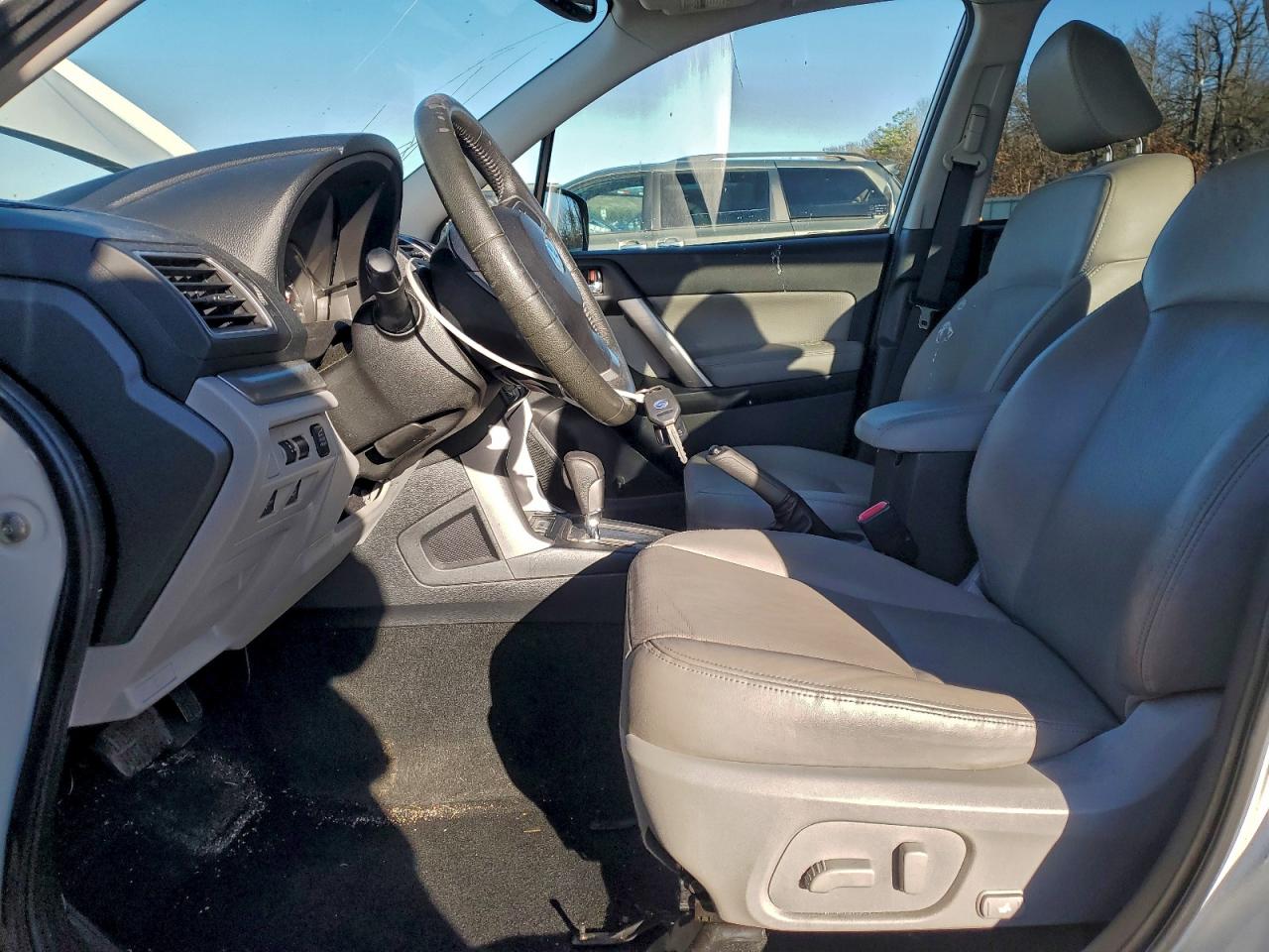 2016 Subaru Forester 2.5I Limited VIN: JF2SJAHC6GH419817 Lot: 94378025