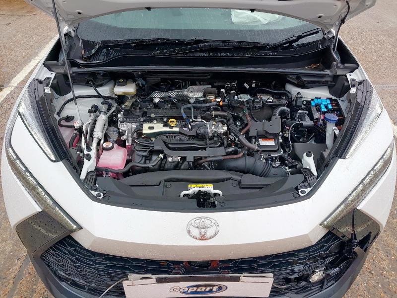 2025 TOYOTA C-HR 2.0 PHEV EXCEL 5DR CVT