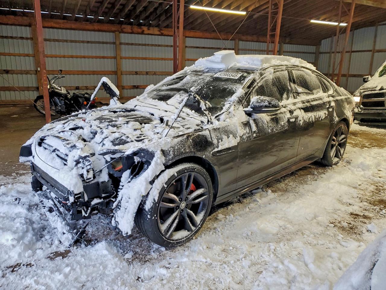 2017 Jaguar Xf R - Sport