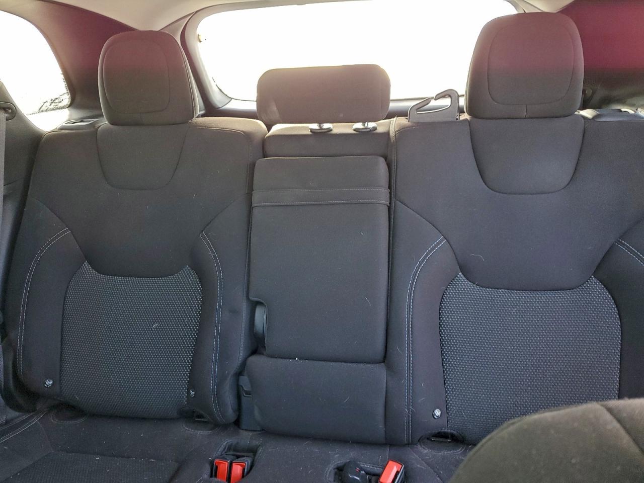 2019 Jeep Cherokee Latitude VIN: 1C4PJLCB1KD175850 Lot: 95117895