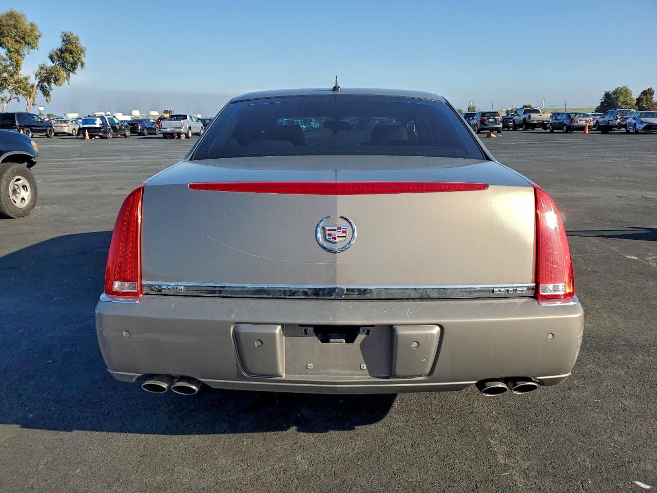 2007 Cadillac Dts VIN: 1G6KD57Y97U205473 Lot: 95106575