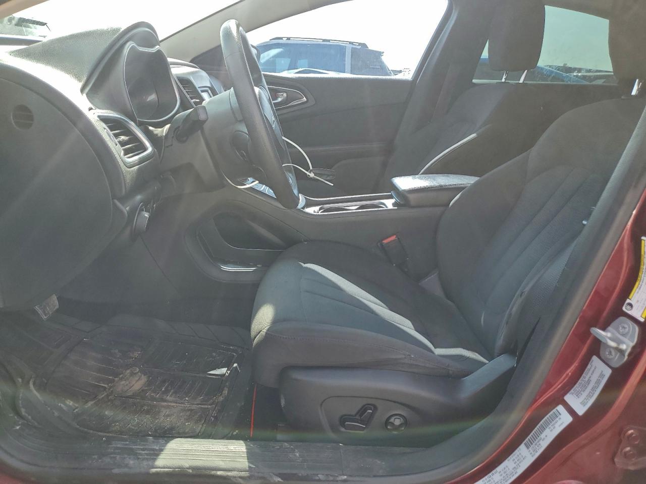 2015 Chrysler 200 Limited VIN: 1C3CCCAB6FN682663 Lot: 96757515