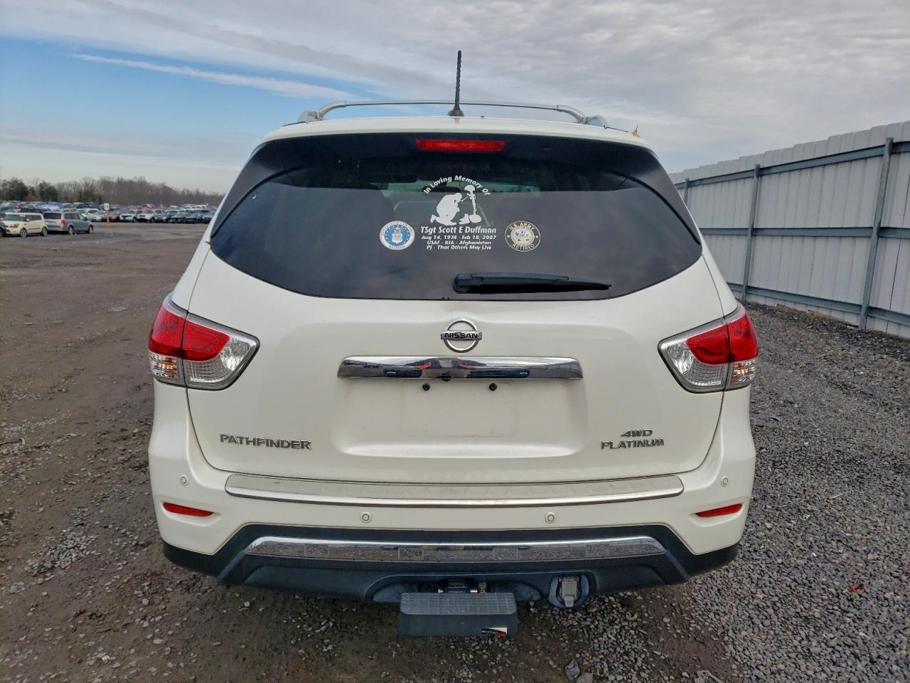 2015 Nissan Pathfinder S VIN: 5N1AR2MM7FC645265 Lot: 91763425