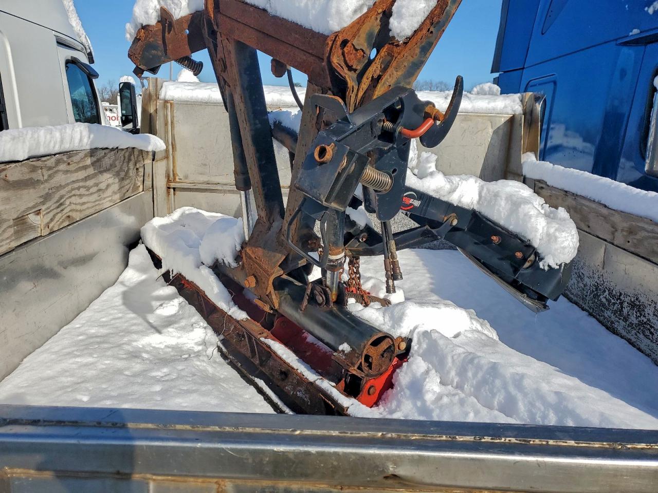 2007 Ford F550 Super Duty Dump Truck VIN: 1FDAF57P07EB08937 Lot: 95670035