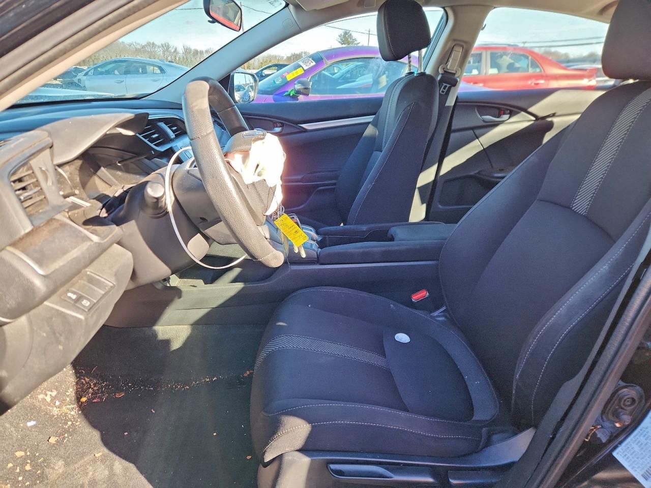 2018 Honda Civic Lx VIN: 2HGFC2F5XJH604833 Lot: 96681665