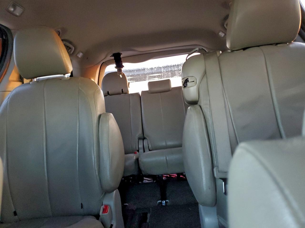 2012 Toyota Sienna Le VIN: 5TDKK3DC3CS186949 Lot: 95032445