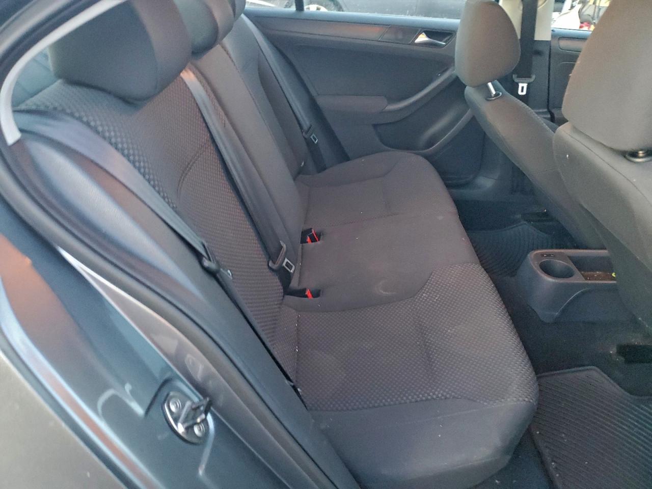 2011 Volkswagen Jetta Base VIN: 3VW2K7AJ0BM104987 Lot: 95109245