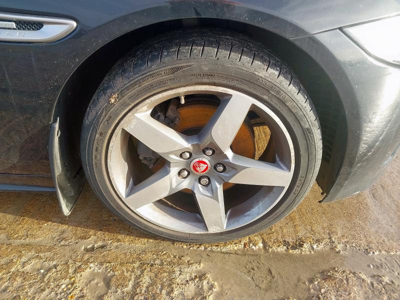 2016 JAGUAR XE 2.0D [180] R-SPORT 4DR AUTO