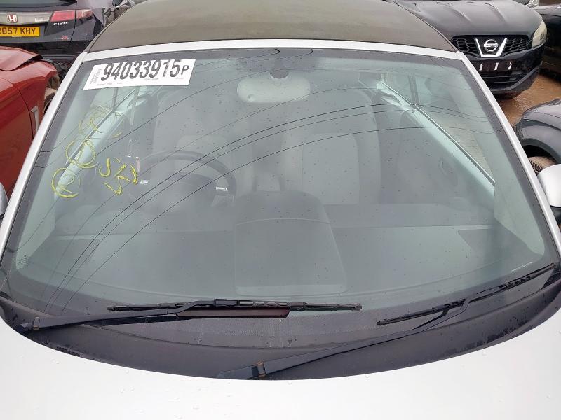 2006 VOLKSWAGEN BEETLE 2.0 2DR