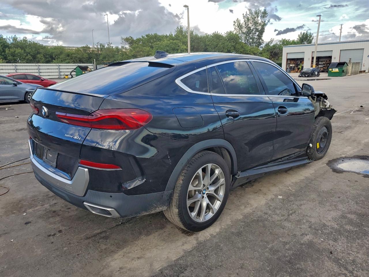 Фото: 5UXCY4C06L9C19488