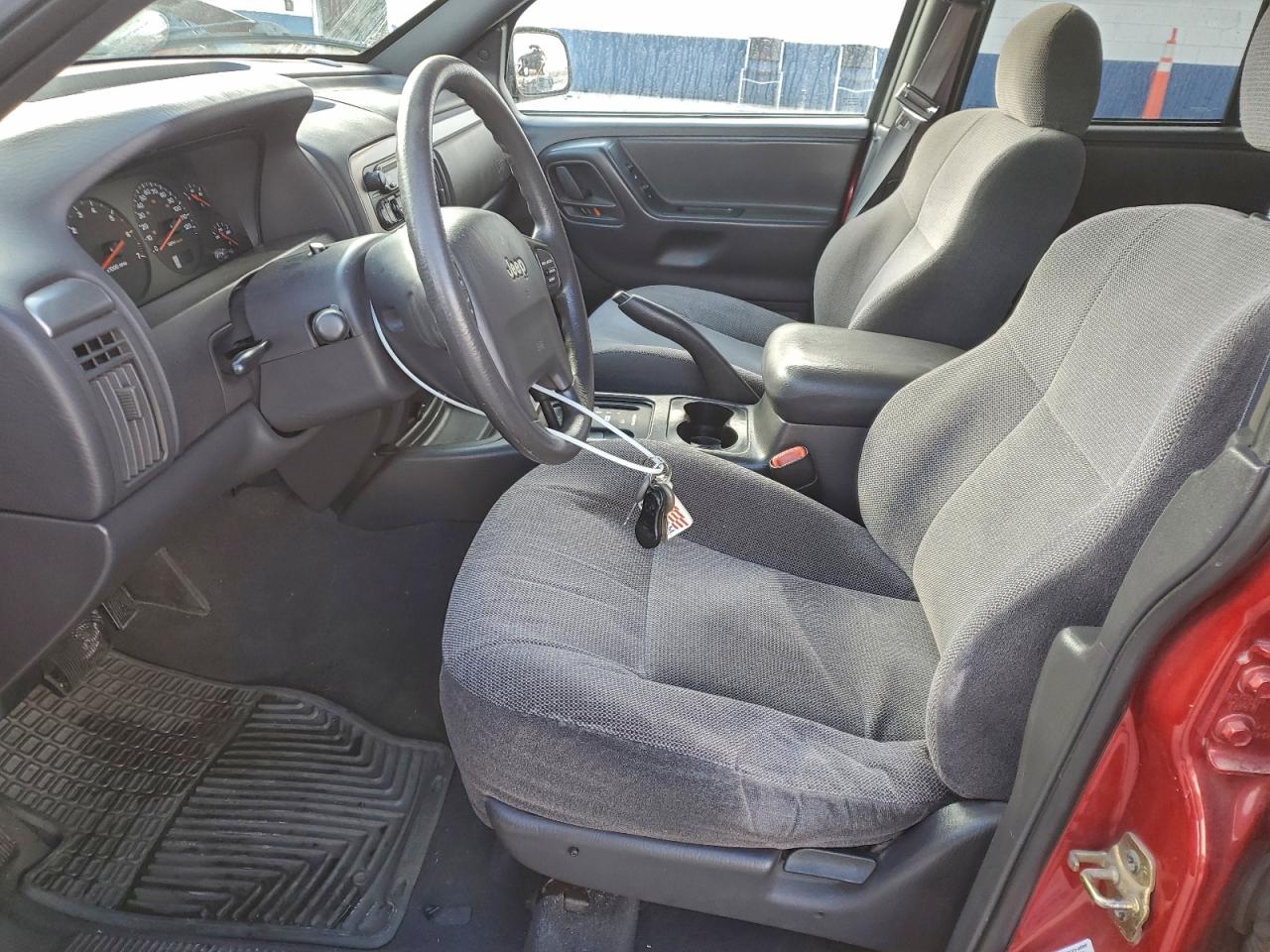 2001 Jeep Grand Cherokee Laredo VIN: 1J4GW48S11C703076 Lot: 94706135