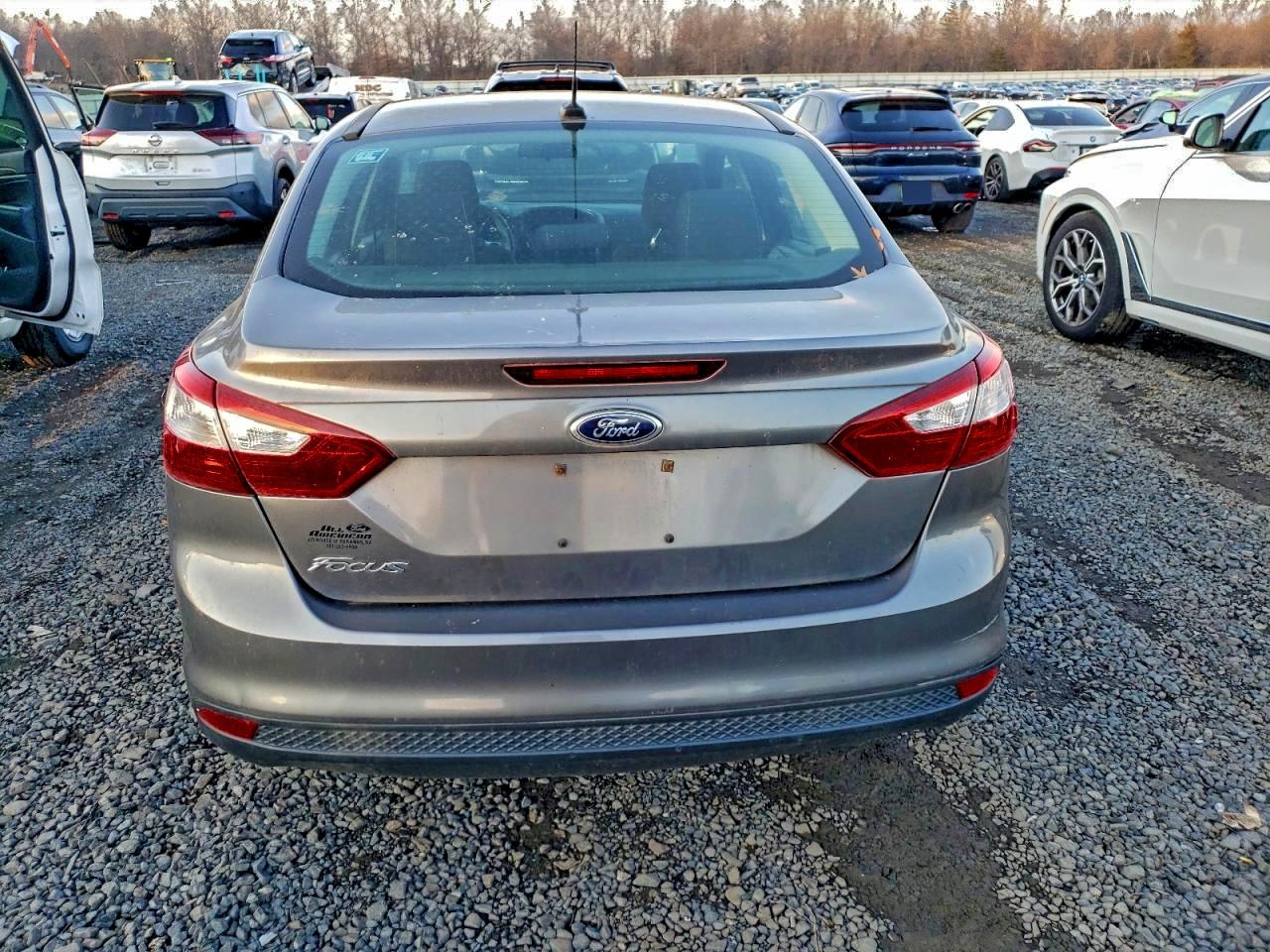 2014 Ford Focus S VIN: 1FADP3E25EL125600 Lot: 94832675