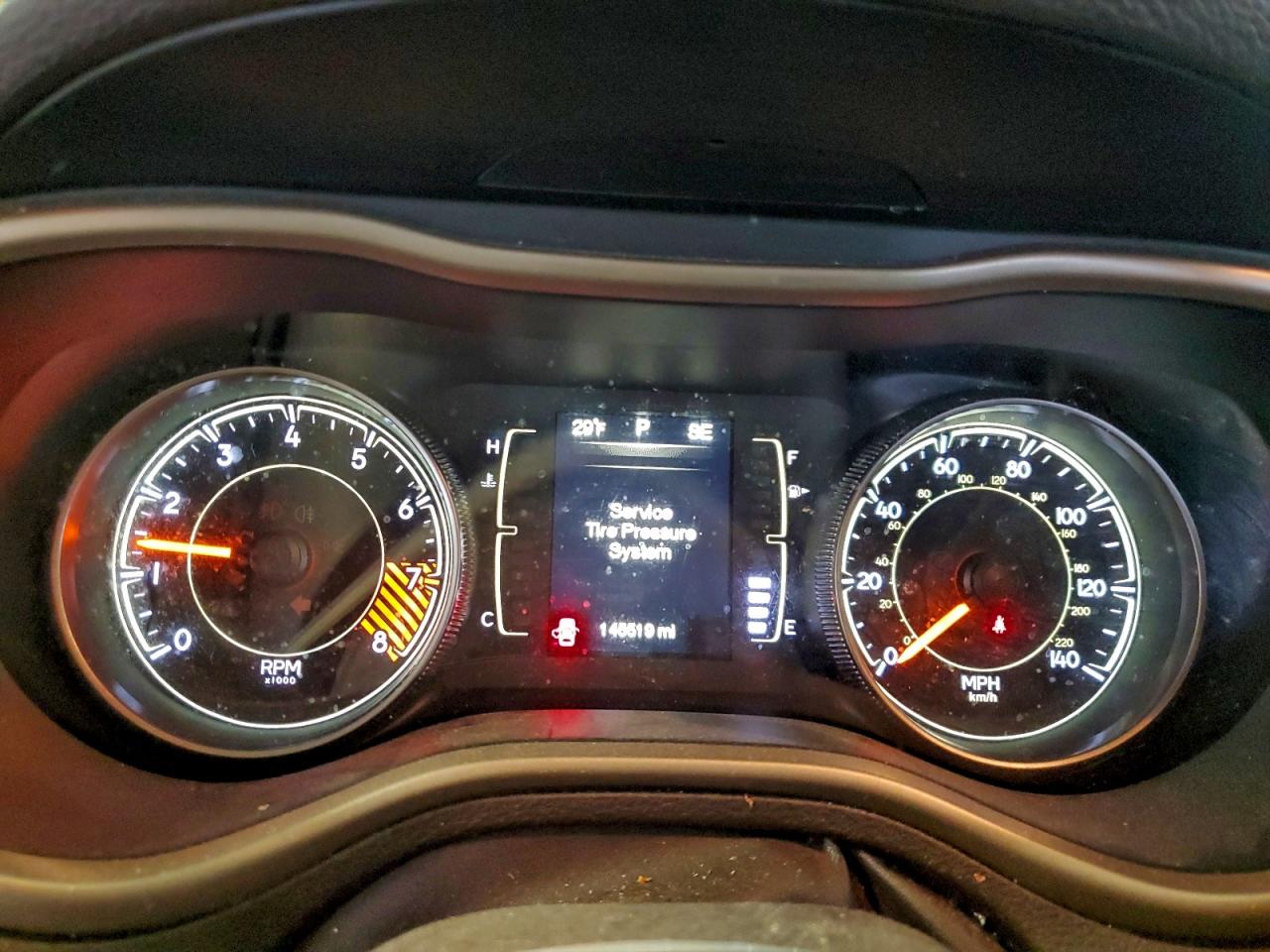 2014 Jeep Cherokee Latitude VIN: 1C4PJMCS9EW290310 Lot: 97197955