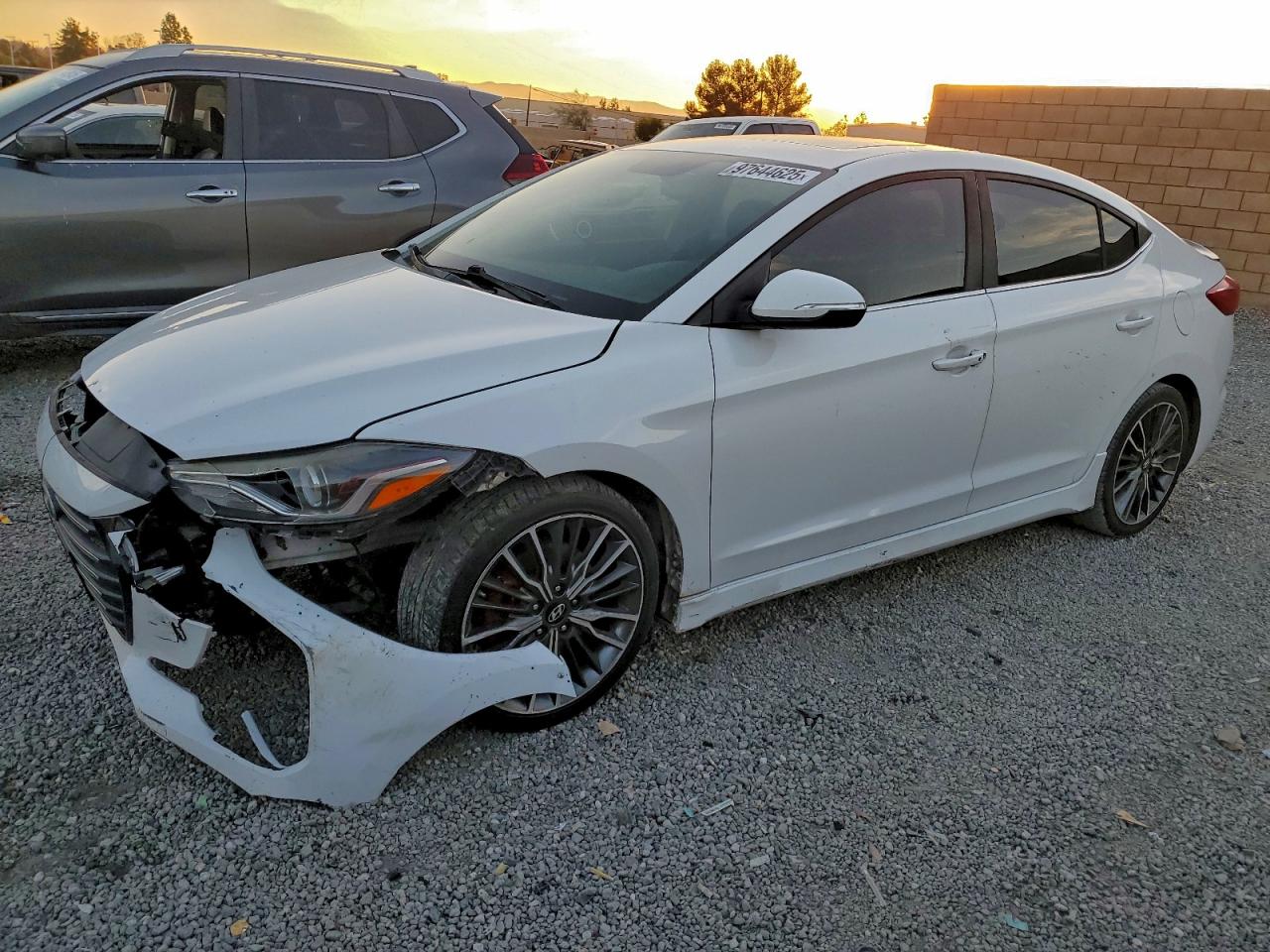 2018 Hyundai Elantra Sport VIN: KMHD04LB7JU528131 Lot: 97644625