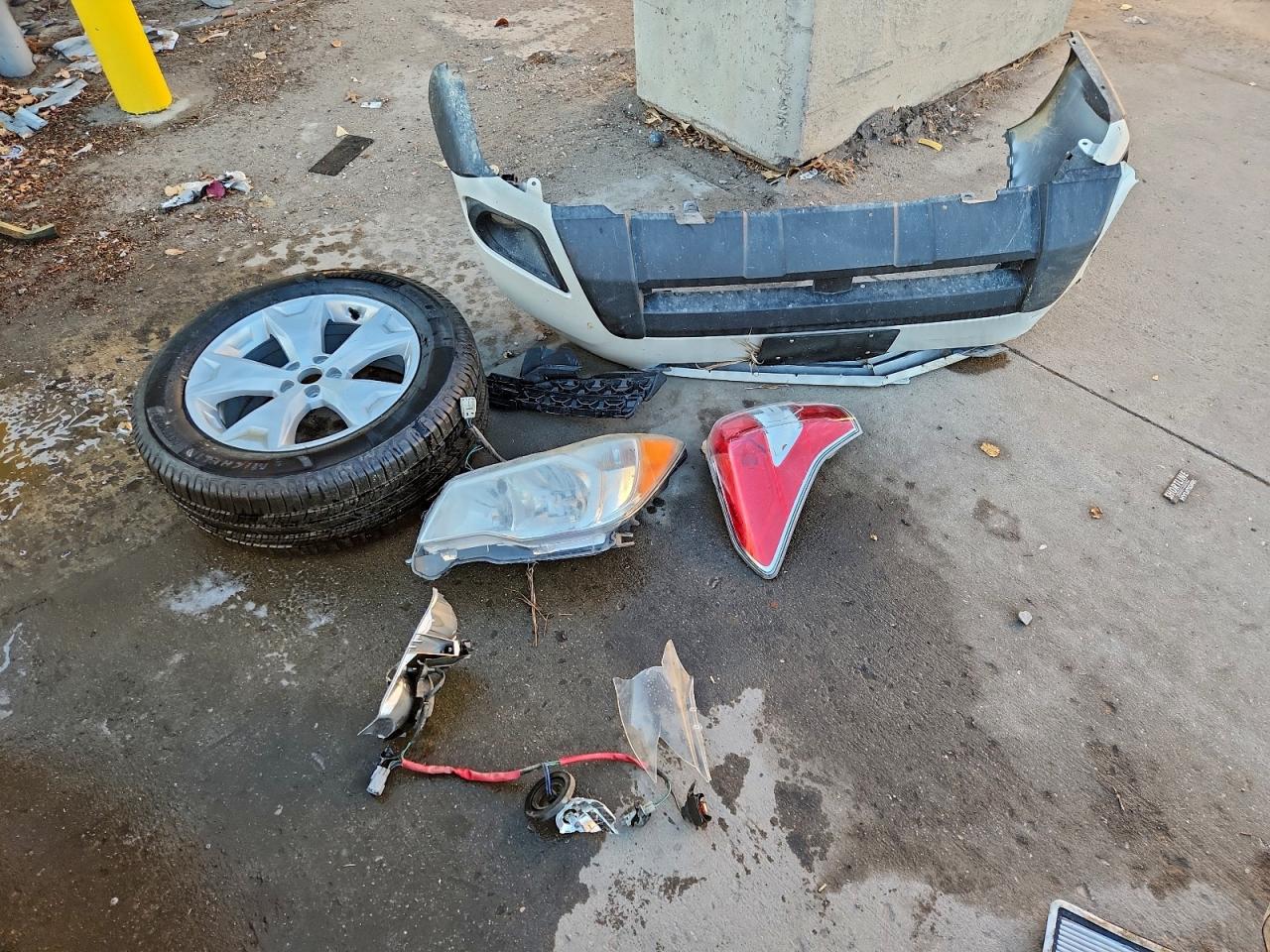 2015 Subaru Forester 2.5I Limited VIN: JF2SJARC7FH489078 Lot: 94580035