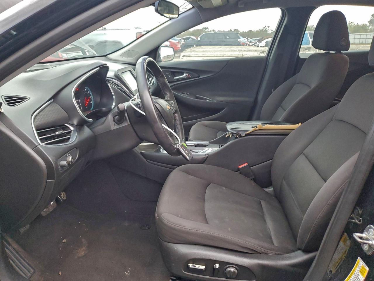 2017 Chevrolet Malibu Lt VIN: 1G1ZE5ST4HF228517 Lot: 92947465