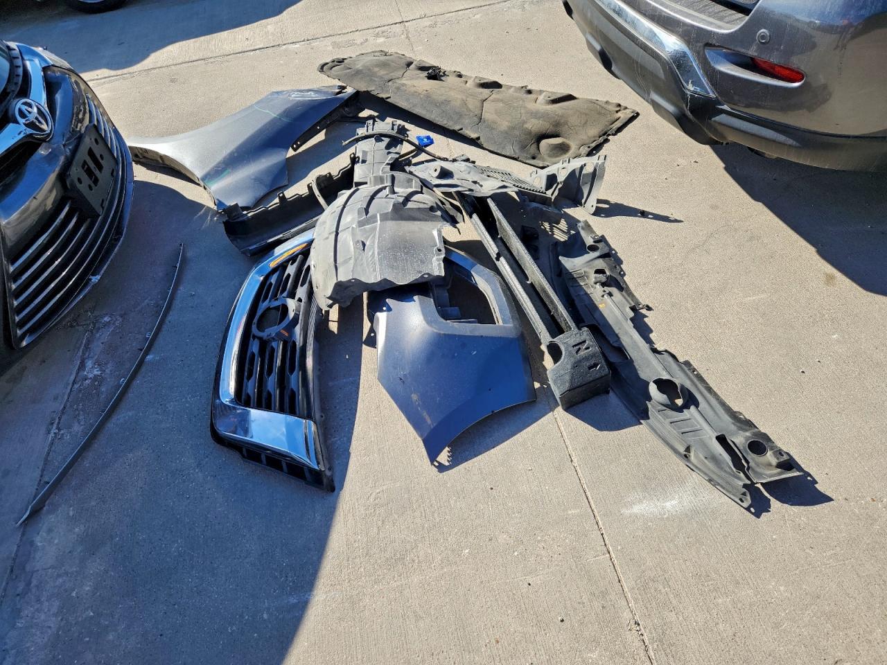 2019 Nissan Pathfinder S VIN: 5N1DR2MN1KC604940 Lot: 96050445