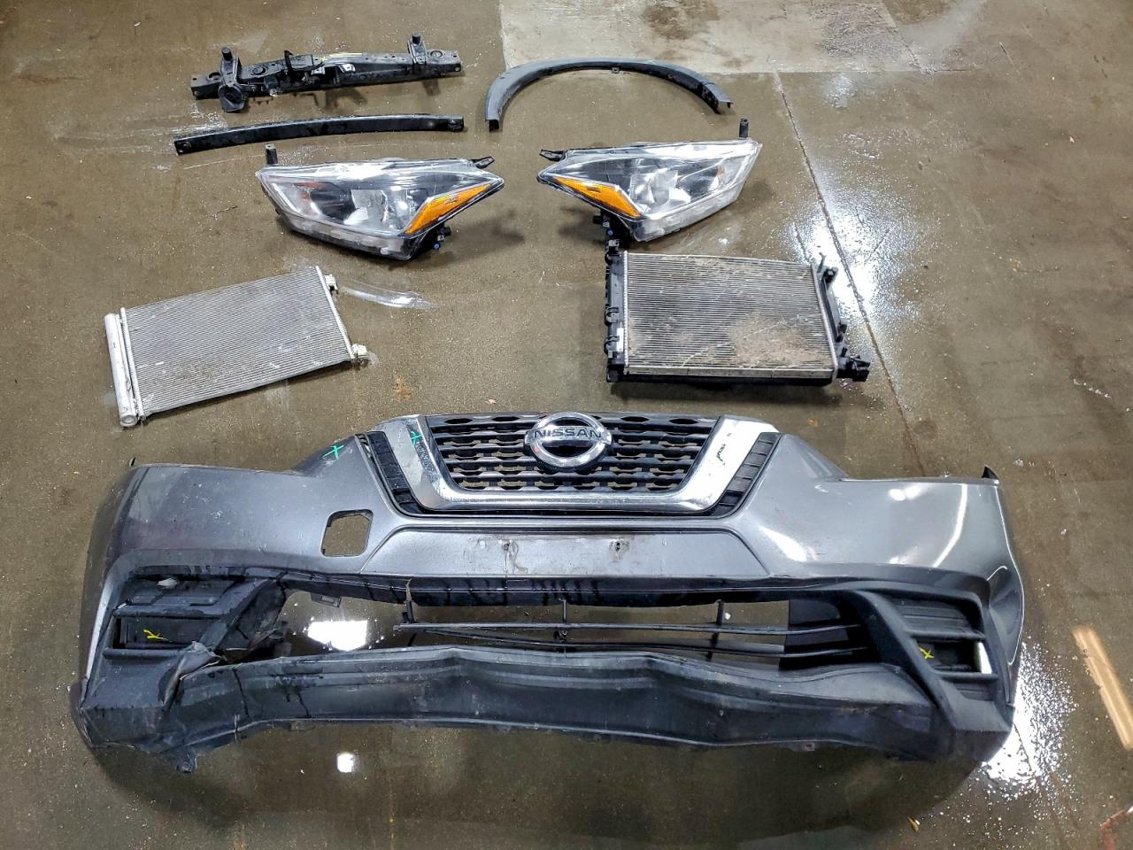 2018 Nissan Kicks S VIN: 3N1CP5CUXJL539401 Lot: 95214165