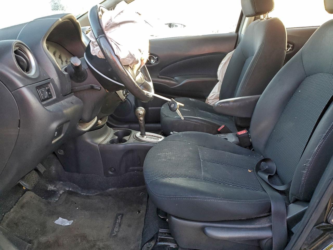 2015 Nissan Versa Note S VIN: 3N1CE2CP1FL370309 Lot: 94764275