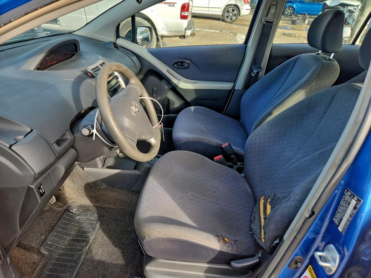 2009 Toyota Yaris VIN: JTDKT903495245463 Lot: 94123045