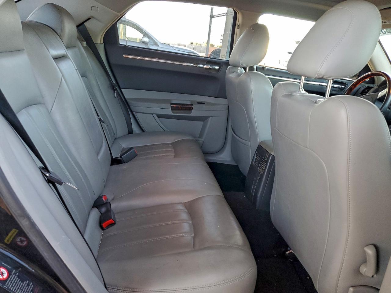 2006 Chrysler 300C VIN: 2C3LA63H66H192239 Lot: 97333935