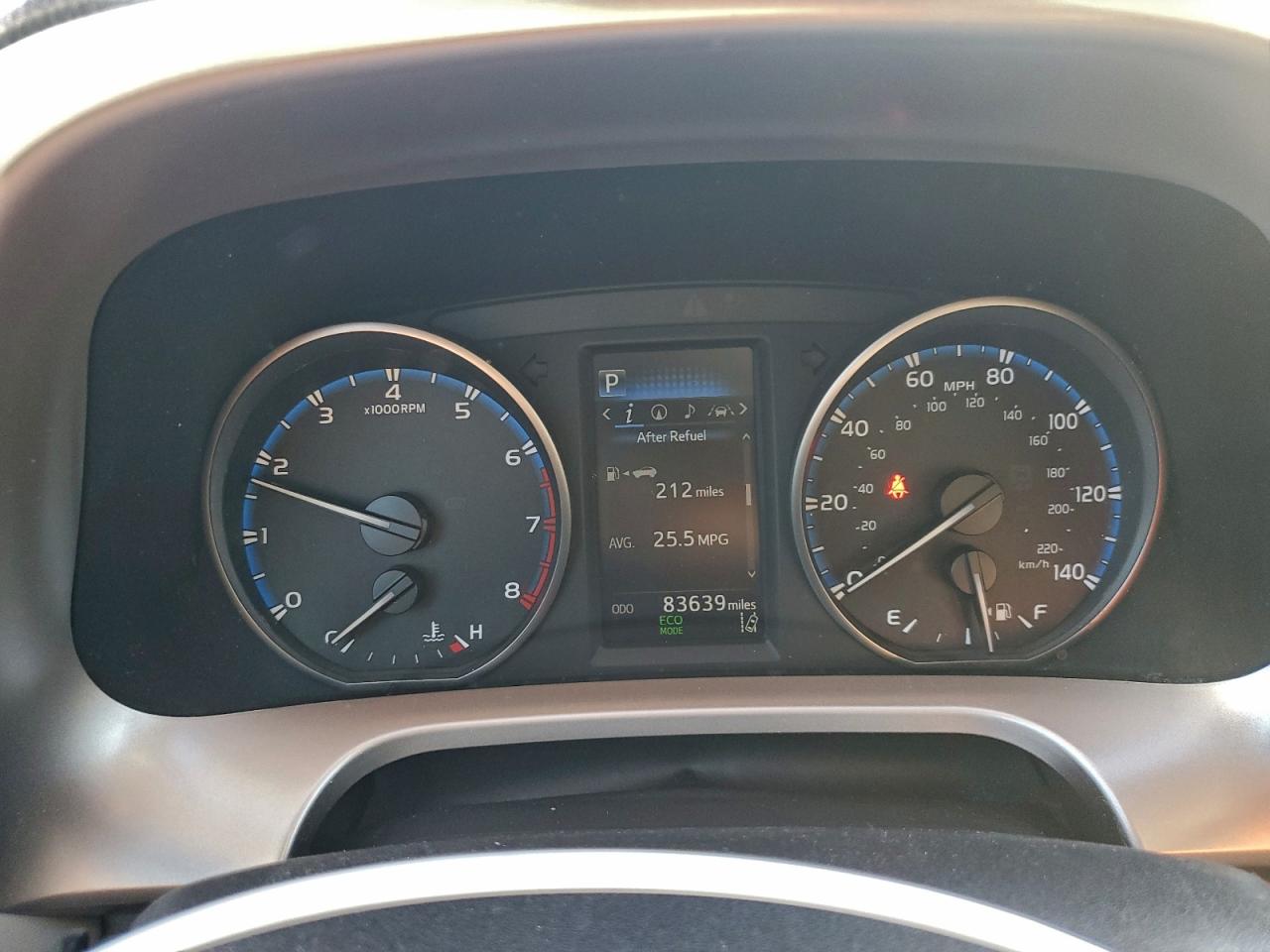 2017 Toyota Rav4 Xle VIN: JTMWFREV5HJ104555 Lot: 96308225