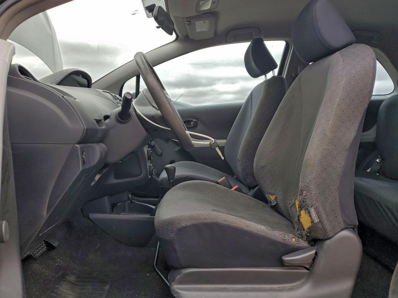 2009 Toyota Yaris VIN: JTDJT903X95224113 Lot: 94889795