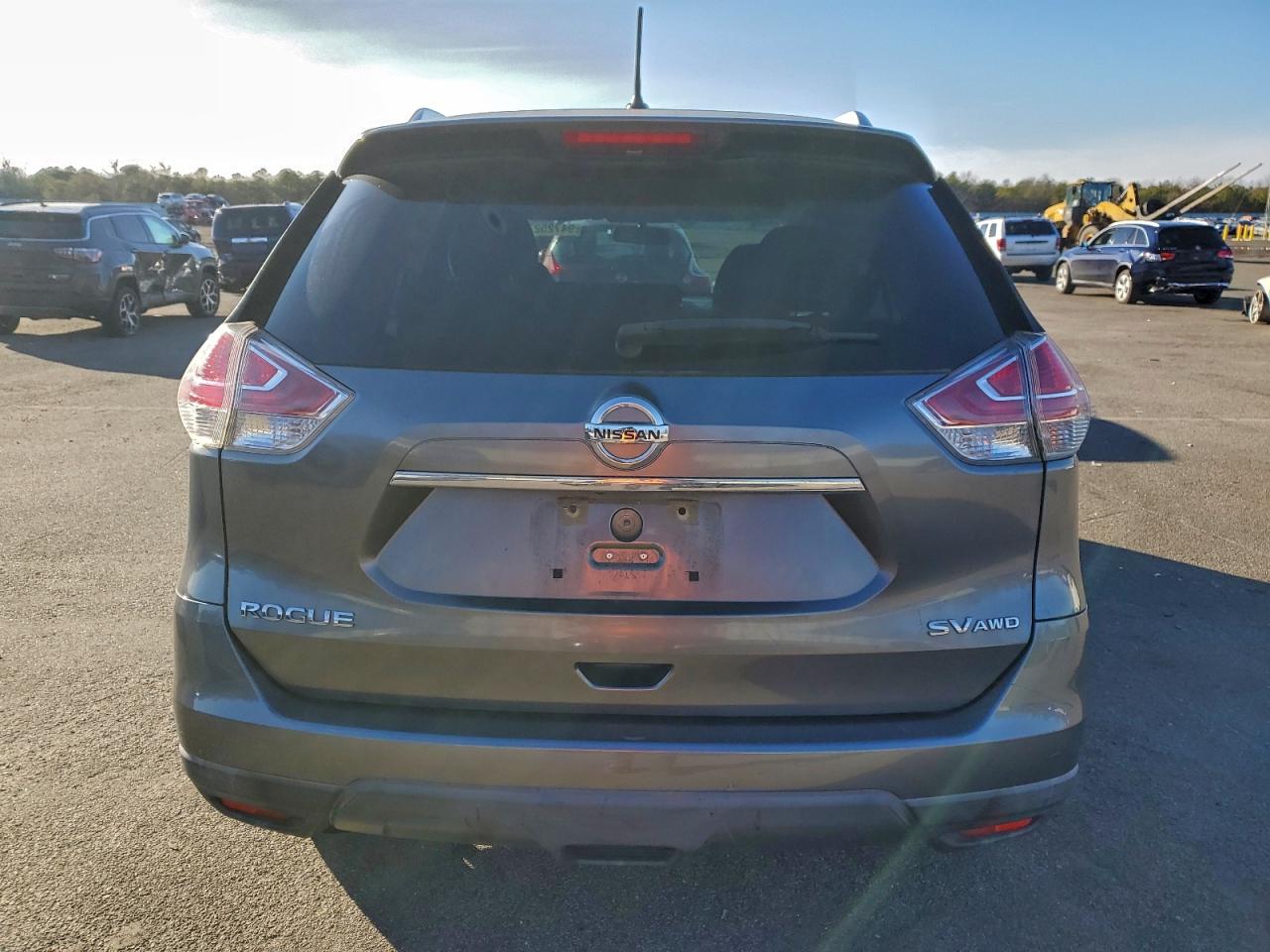 2015 Nissan Rogue S VIN: KNMAT2MV8FP516541 Lot: 94725275