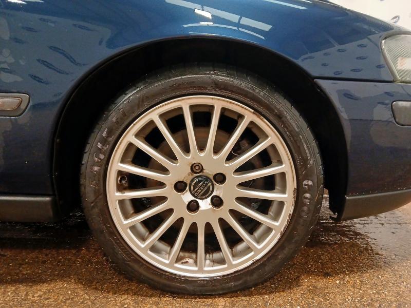 2004 VOLVO S60 2.5 T SE 4DR GEARTRONIC