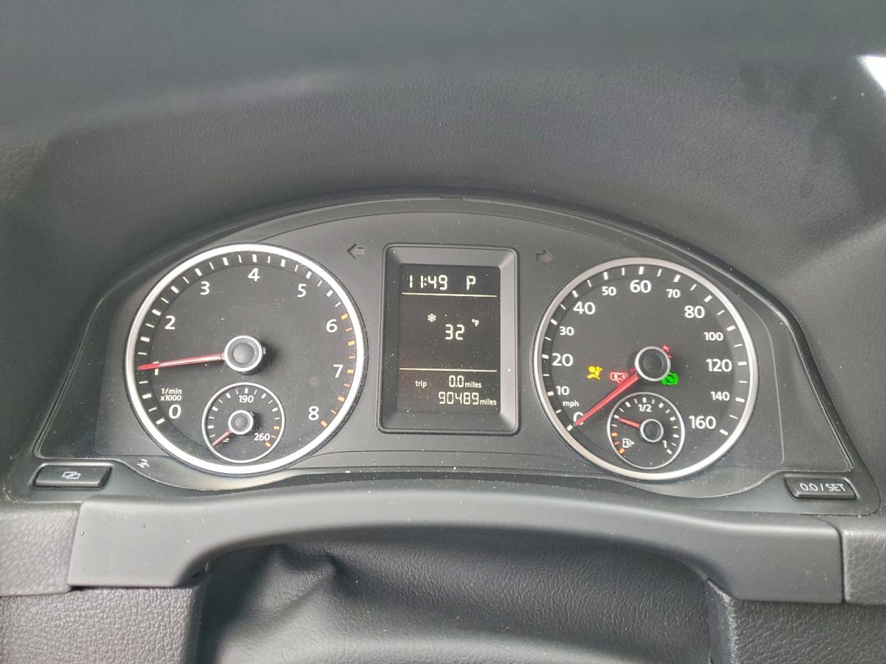 2010 Volkswagen Tiguan S VIN: WVGAV7AX7AW003451 Lot: 94698705