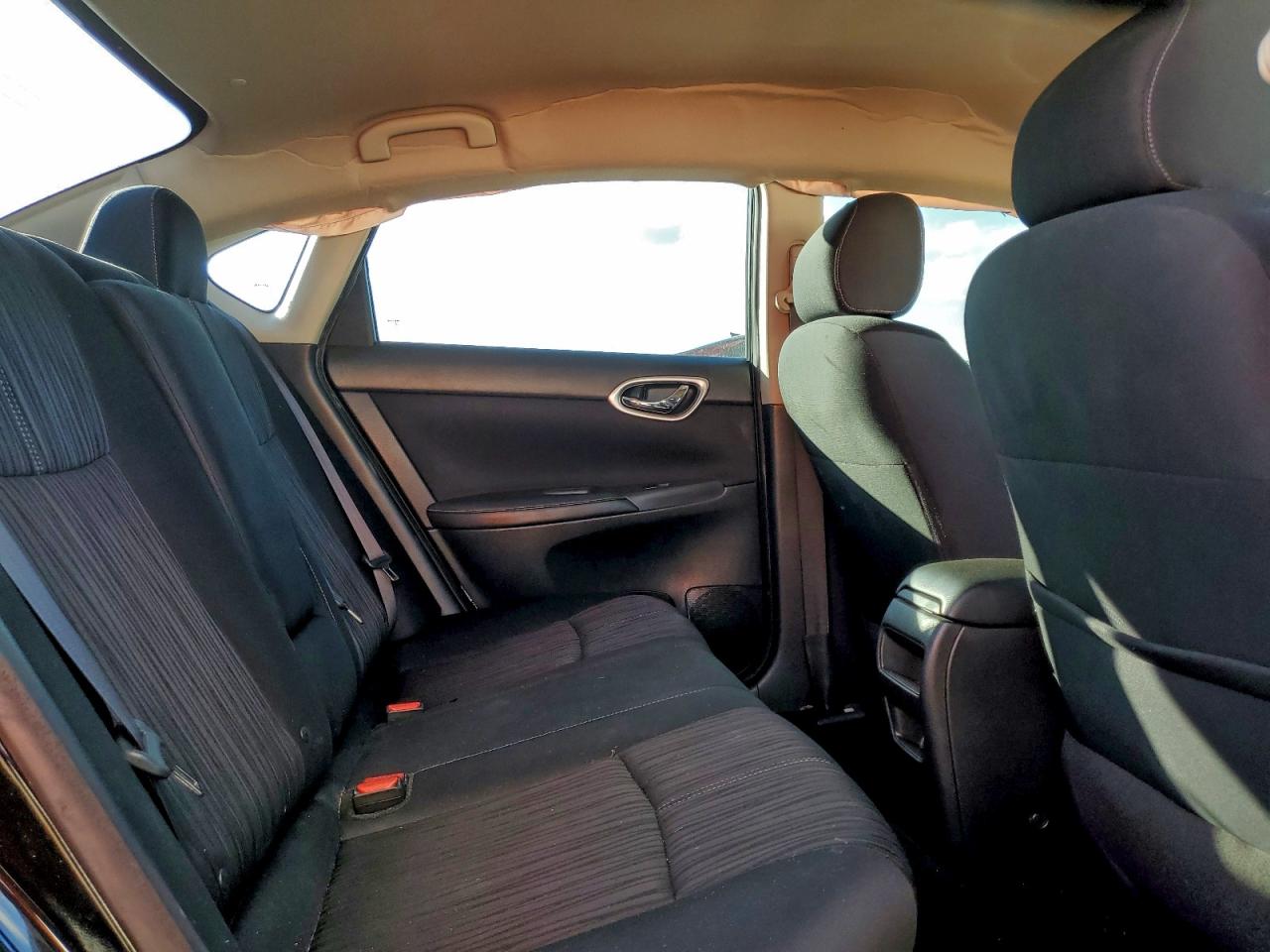 2017 Nissan Sentra S VIN: 3N1AB7AP1HY398231 Lot: 95098435