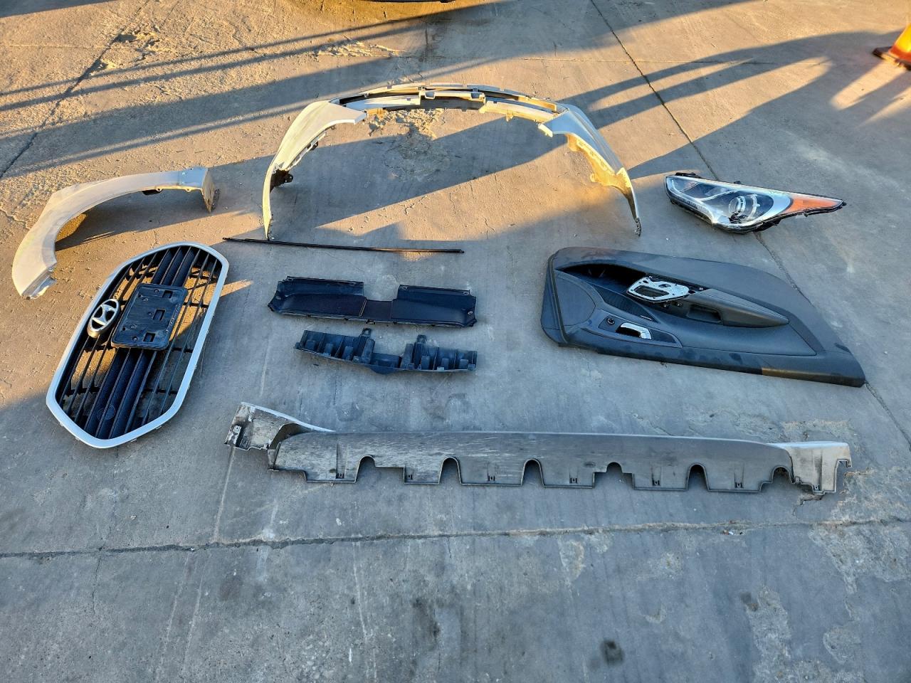 2013 Hyundai Veloster Turbo VIN: KMHTC6AE7DU162655 Lot: 95734015